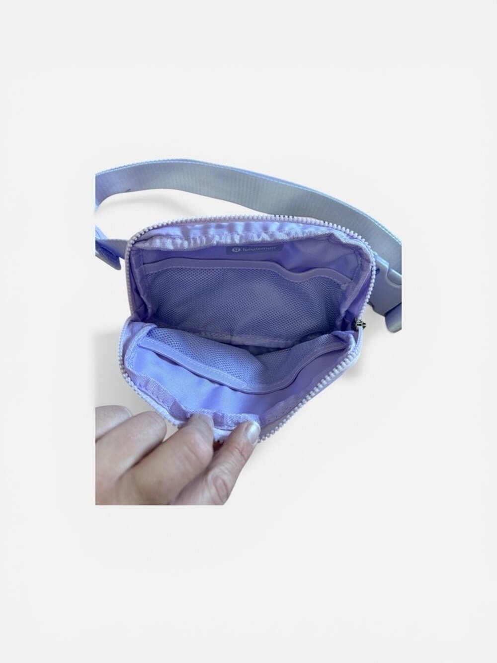 Everywhere Belt Bag - Lavender/Light Purple - Picture 2 of 2